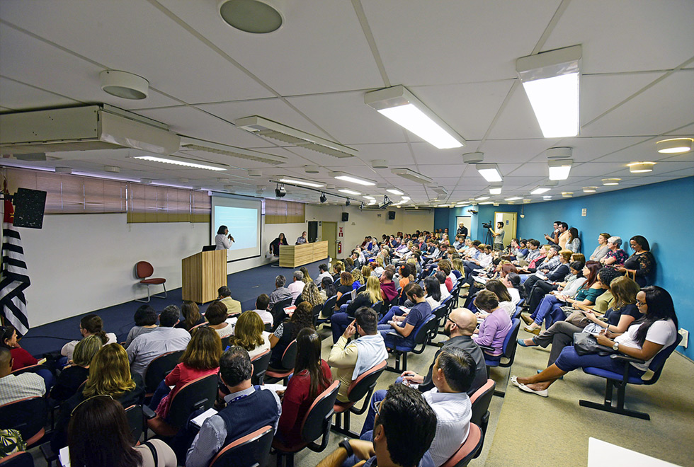 Auditório do GGBS cheio no evento de Assistentes Técnicos