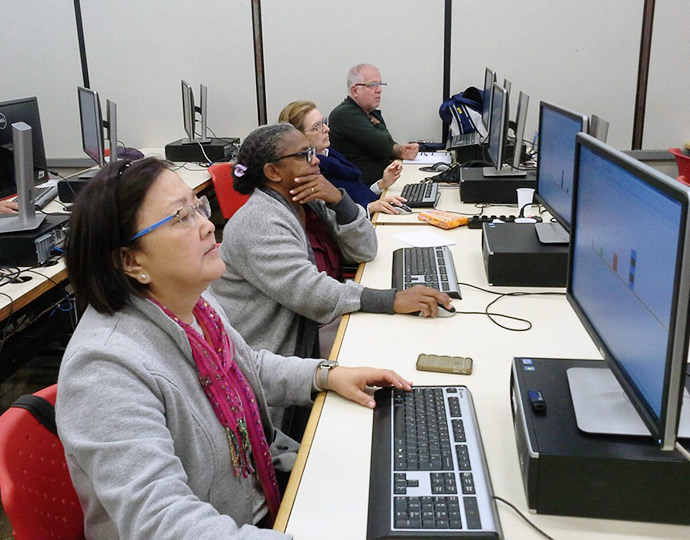 Alunos do Programa UniversIDADE em sala de aula na Unicamp