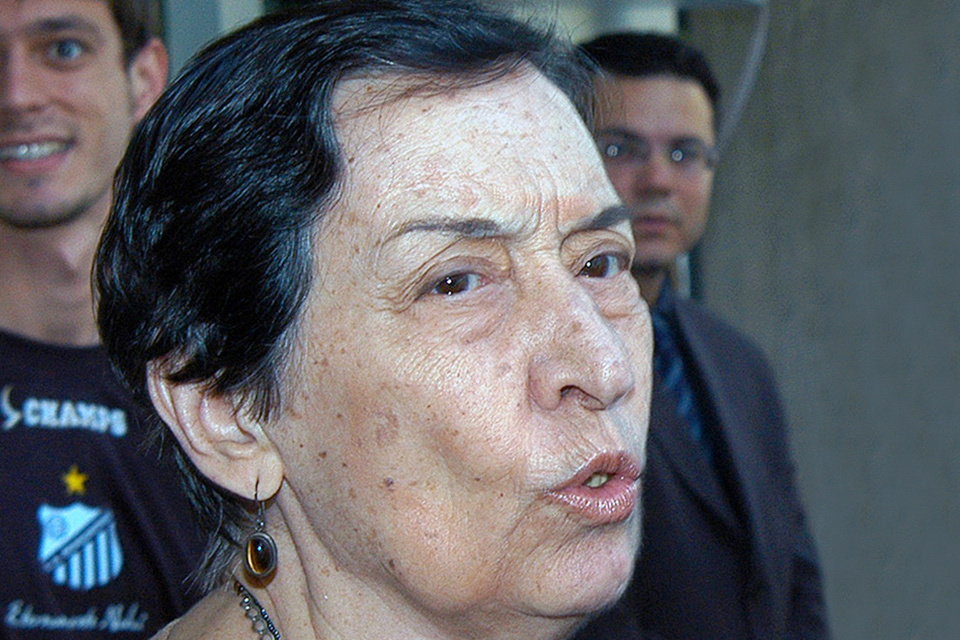 ‘Nunca vivemos uma crise tão forte’, diz Maria da Conceição Tavares Unicamp