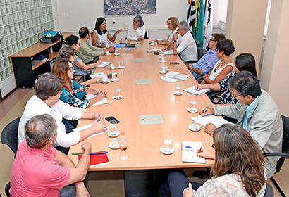 Dirigentes da Unicamp durante reunião com representante da UFSC