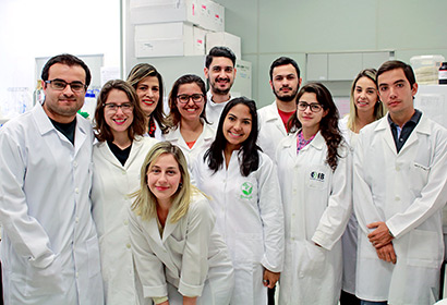 Grupo do Instituto de Biologia dá sequência à cooperação com colegas da Universidade de Essex Grupo do Instituto de Biologia dá sequência à cooperação com colegas da Universidade de Essex