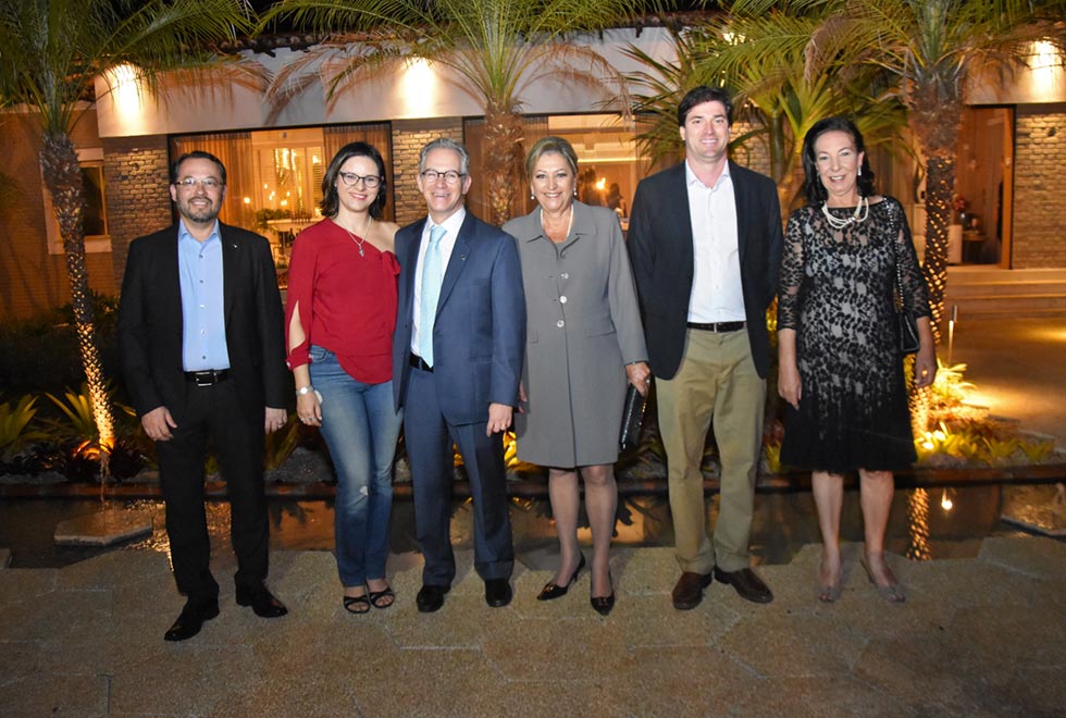 Fernando Hashimoto, Keila Knobel, Marcelo Knobel, Henrique Magalhães Teixeira e dirigentes da Campinas Inova