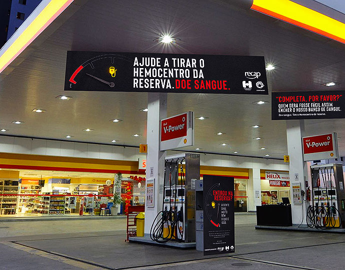 No lugar das faixas com o preço do combustível, postos exibirão campanha do Hemocentro