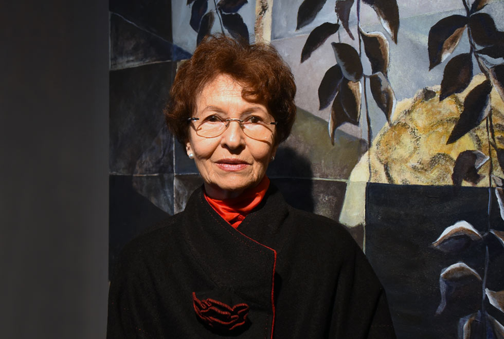 A artista plástica Fúlvia Gonçalves A artista plástica Fúlvia Gonçalves