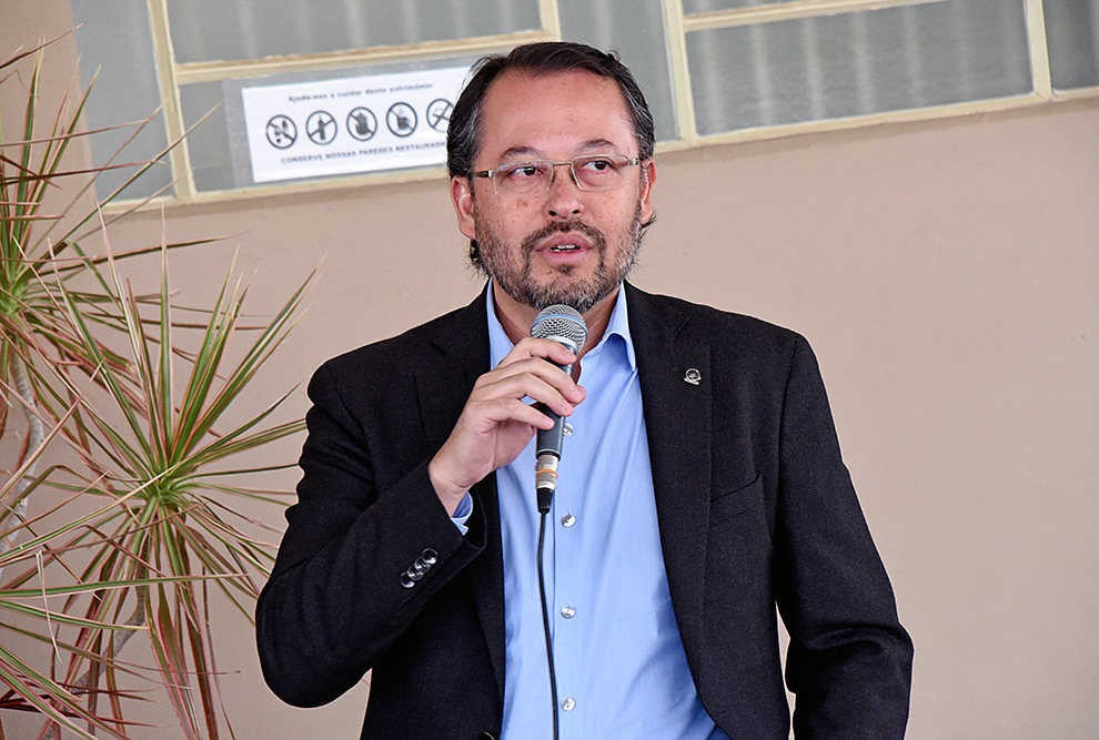 Fernando Hashimoto: “Projetos dessa natureza solidificam parcerias entre a Universidade e os governos estadual e municipal” Fernando Hashimoto: “Projetos dessa natureza solidificam parcerias entre a Universidade e os governos estadual e municipal”