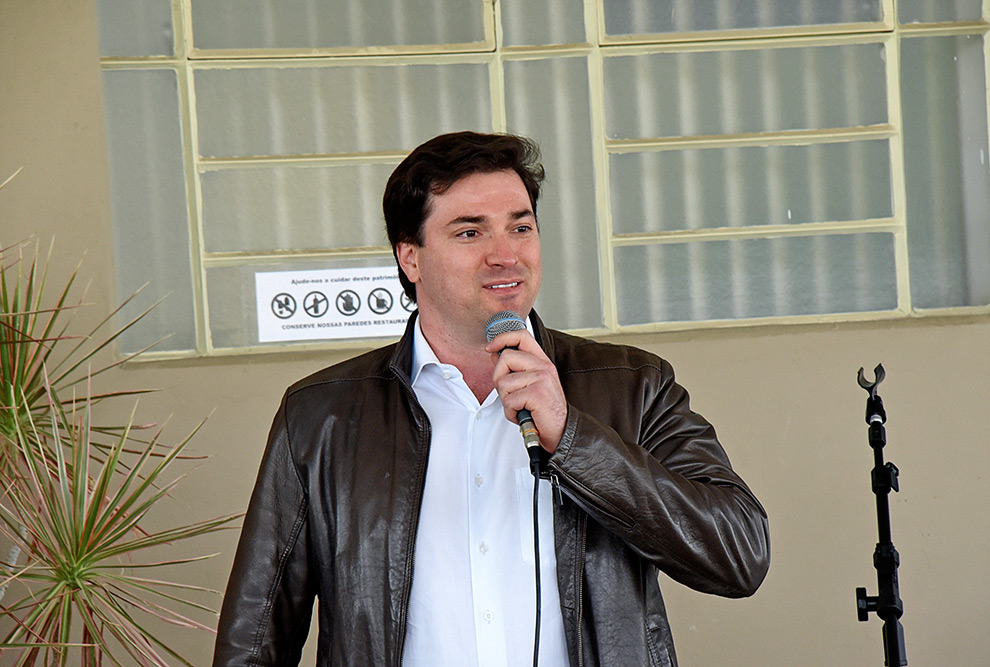 Henrique Magalhaes Teixeira: “Aprender música é um desafio, daí a importância da família nessa caminhada com as crianças” Henrique Magalhaes Teixeira: “Aprender música é um desafio, daí a importância da família nessa caminhada com as crianças”
