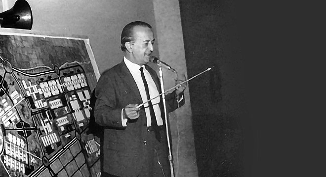 Zeferino Vaz em aula inaugural (1971) | Foto: Siarq Zeferino Vaz em aula inaugural (1971) | Foto: Siarq