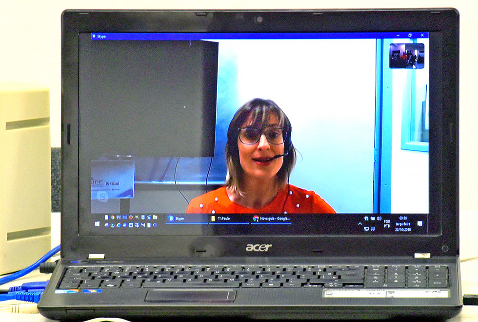 Cristina Fioreze, Universidade de Passo Fundo Cristina Fioreze, Universidade de Passo Fundo