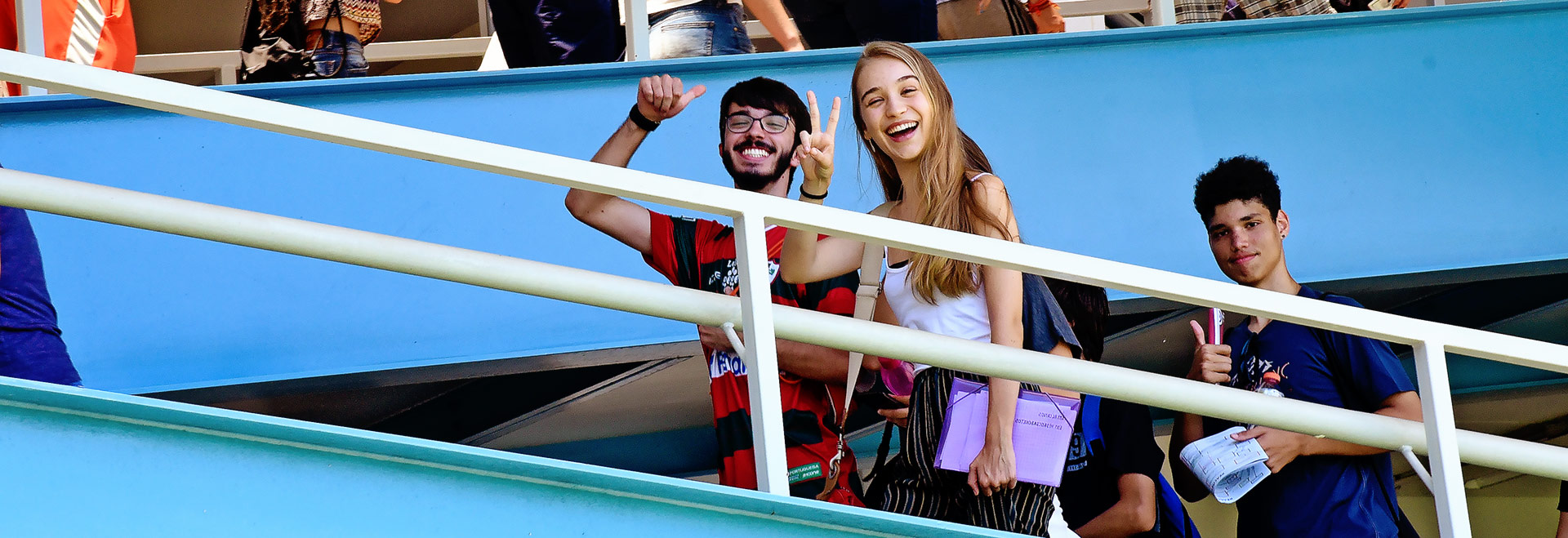Um total de 16.233 candidatos fizeram as provas de Física, Biologia e Química, o maior índice de candidatos já registrado pela Comvest na segunda fase Um total de 16.233 candidatos fizeram as provas de Física, Biologia e Química, o maior índice de candidatos já registrado pela Comvest na segunda fase