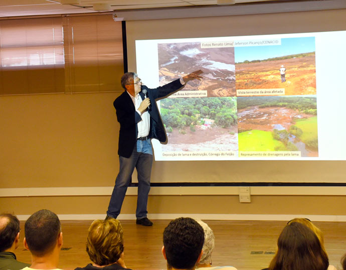 O docente Jefferson Picanço, do IG, fala de sua experiência em Brumadinho O docente Jefferson Picanço, do IG, fala de sua experiência em Brumadinho