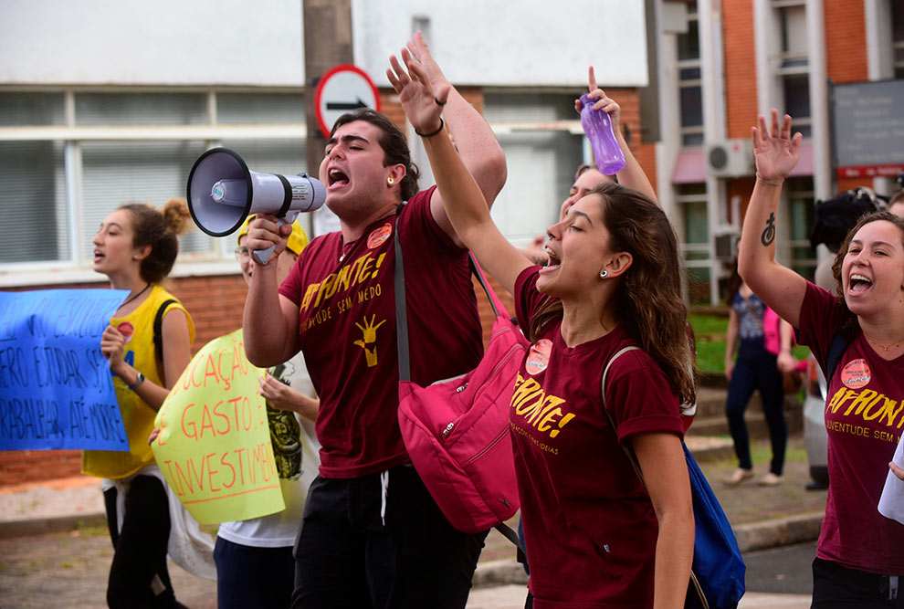 Manifestação começou na Unicamp Manifestação começou na Unicamp