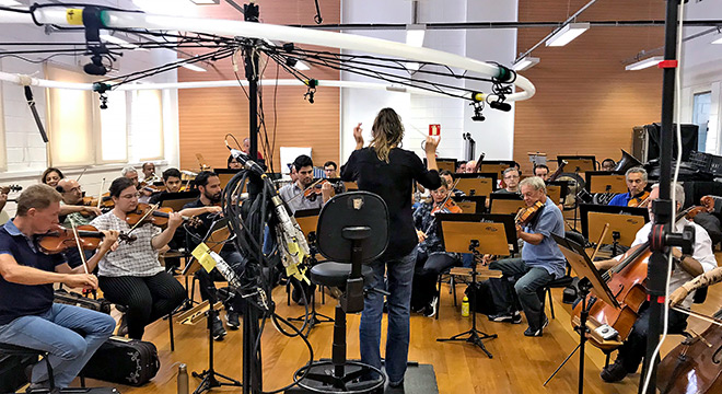 Dispositivo de captação sonora desenvolvido em pesquisa coordenada por Mannis durante gravação de ensaio da Orquestra Sinfônica da Unicamp | Foto: Divulgação