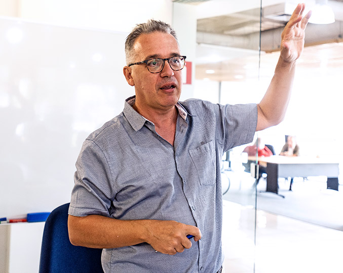 O físico italiano Francesco Vissani, que estará no IdEA no mês de setembro como cientista convidado O físico italiano Francesco Vissani, que estará no IdEA no mês de setembro como cientista convidado