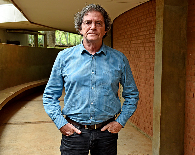 Ildeu de Castro Moreira, presidente da SBPC: “O orçamento de 2020 para as universidades e o sistema de C&T é catastrófico” Ildeu de Castro Moreira, presidente da SBPC: “O orçamento de 2020 para as universidades e o sistema de C&T é catastrófico”