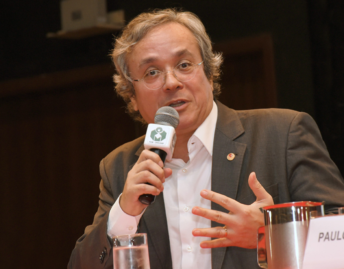 Filosofo João Carlos Salles, presidente da Andifes e reitor da UFBA: "a imagem de que a universidade pública é um estorvo deve ser combatida"