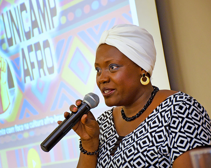 Novembro será dedicado à Consciência Negra na universidade; Inclusão cultural e científica da comunidade negra estão entre os temas de debate Novembro será dedicado à Consciência Negra na universidade; Inclusão cultural e científica da comunidade negra estão entre os temas de debate