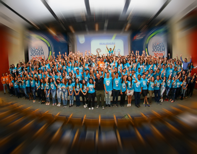 Um total de 211 estudantes de ensino médio participaram do Workshop Um total de 211 estudantes de ensino médio participaram do Workshop