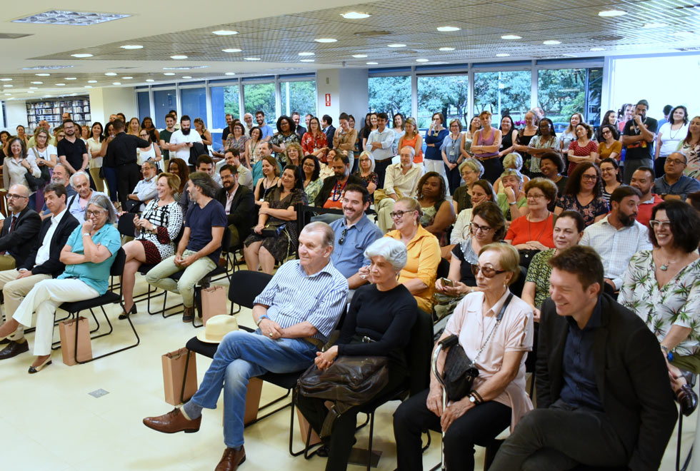 foto mostra plateia do evento