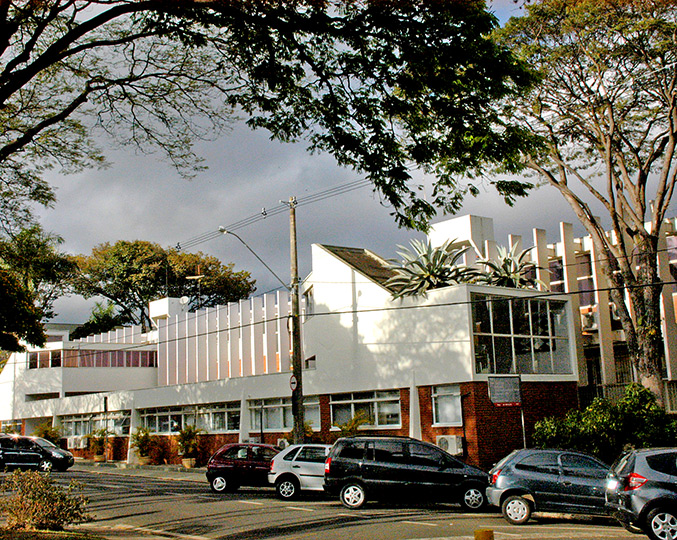 foto mostra fachada da reitoria da unicamp