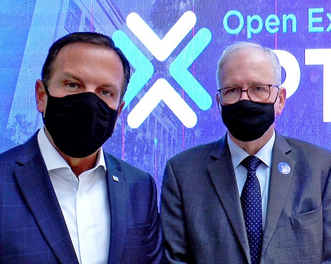 João Doria, governador do Estado de São Paulo e Marco Antonio Zago, presidente da FAPESP João Doria, governador do Estado de São Paulo e Marco Antonio Zago, presidente da FAPESP