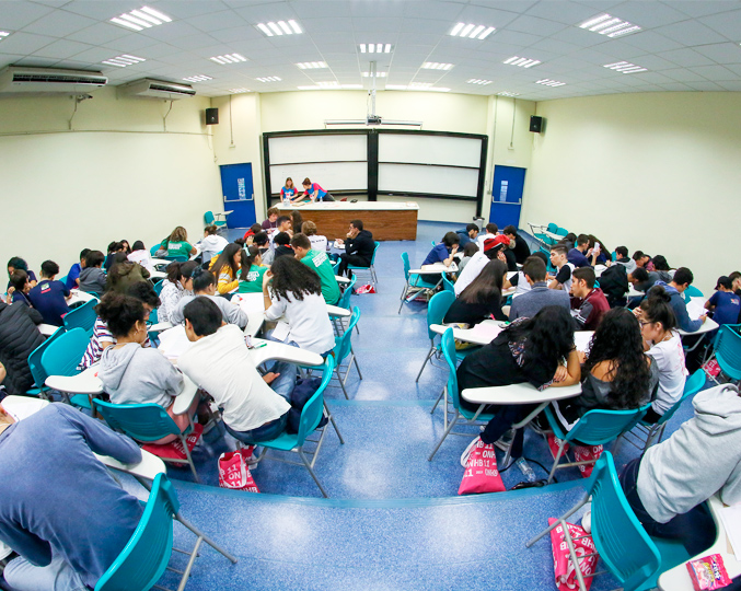 Premiação foi dada ao trabalho “Dicionário dos Excluídos da História”, onde os estudantes pesquisaram personagens esquecidos pela historiografia