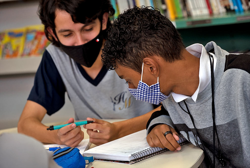 A proposta é criar um espaço para discutir o funcionamento do sistema político brasileiro A proposta é criar um espaço para discutir o funcionamento do sistema político brasileiro