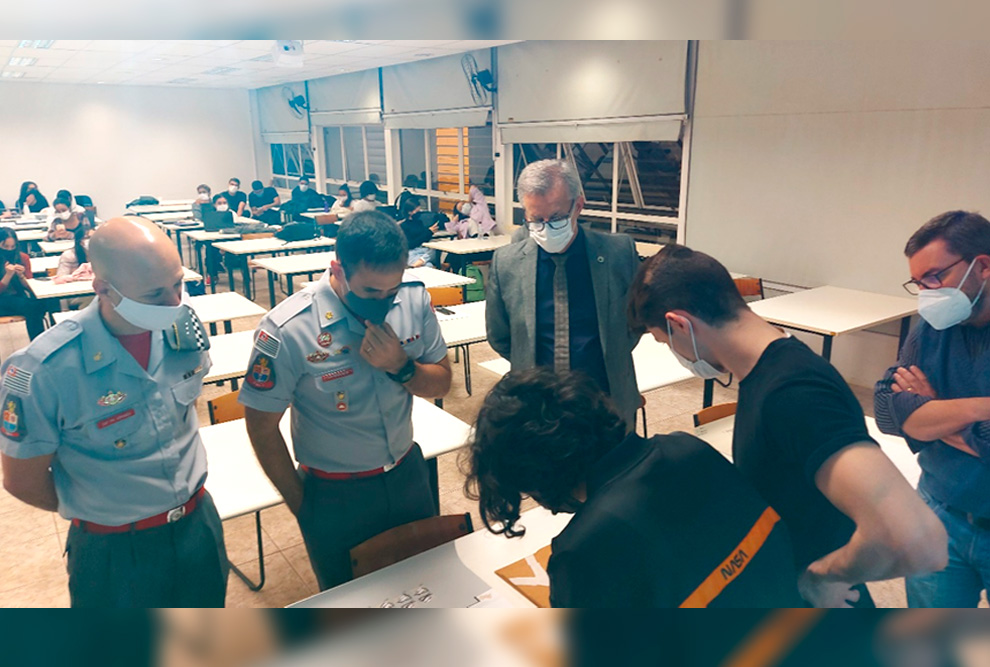 Os trabalhos foram desenvolvidos durante a disciplina “Projeto VI” do curso de Arquitetura e Urbanismo