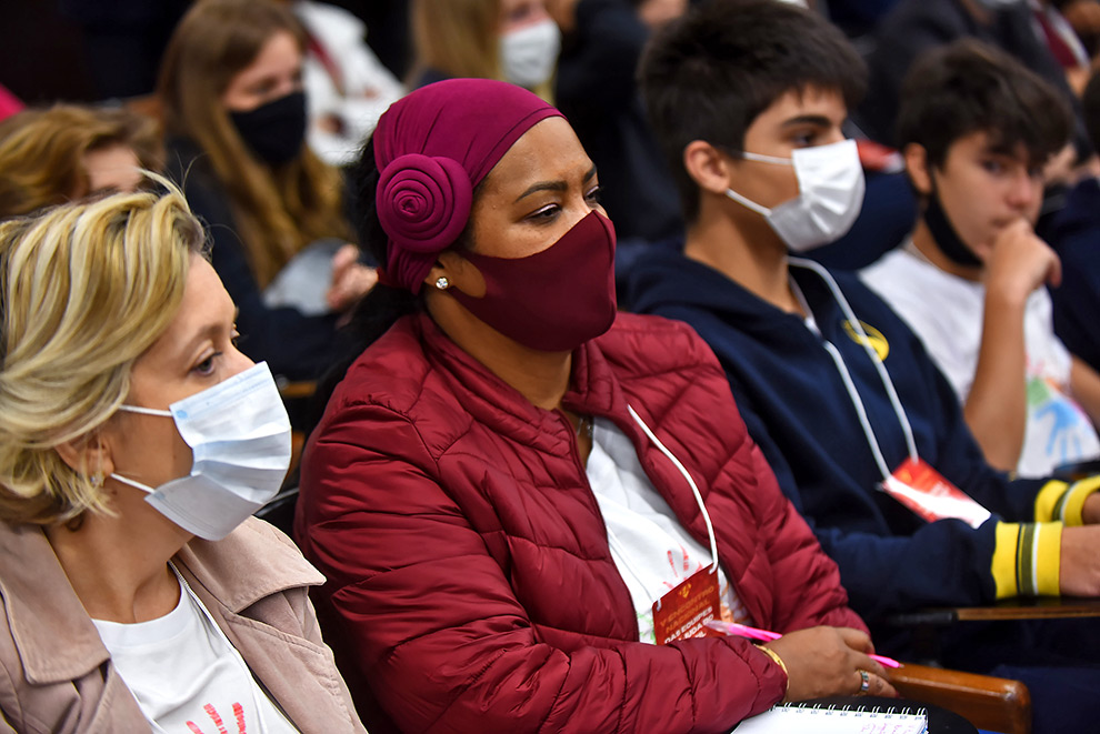 Encontro é realizado anualmente e reúne os voluntários das escolas