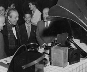 Exposição virtual celebra o centenário da primeira transmissão de rádio no Brasil