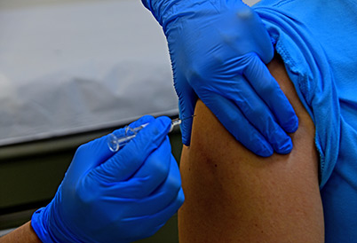 A Unicamp recebeu 546 doses da vacina bivalente para atender à comunidade universitária A Unicamp recebeu 546 doses da vacina bivalente para atender à comunidade universitária