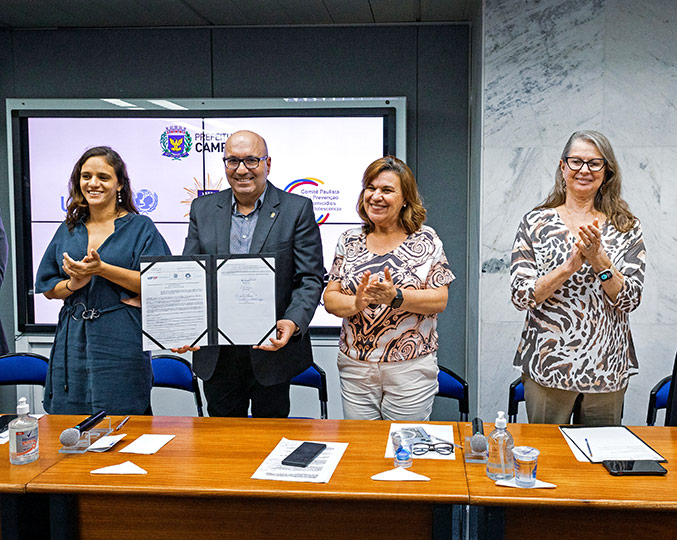 A Universidade irá trabalhar em três frentes: capacitação, protocolos e relacionamento com a comunidade A Universidade irá trabalhar em três frentes: capacitação, protocolos e relacionamento com a comunidade