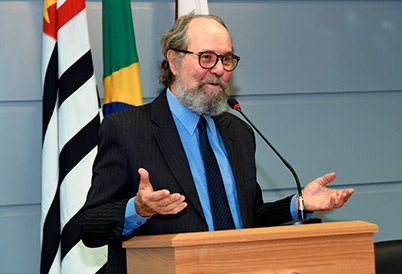Carlos Rodrigues Brandão estava aposentado desde 1997 Carlos Rodrigues Brandão estava aposentado desde 1997