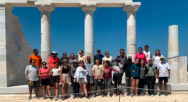 Segunda edição da Escola foi concluída em 30 de junho; integrantes visitaram laboratório de cerâmicas da Escola Britânica de Atenas