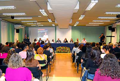 O curso é destinado, em especial, aos profissionais da Dedic, mas também abriu vagas para professores de educação infantil da rede municipal de Campinas e de Valinhos O curso é destinado, em especial, aos profissionais da Dedic, mas também abriu vagas para professores de educação infantil da rede municipal de Campinas e de Valinhos