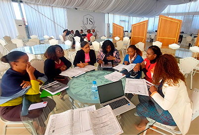 O treinamento foi destinado a aproximadamente 40 profissionais, incluindo médicos, enfermeiras, parteiras e gestores da área da saúde, todos vindos de seis unidades de atendimento médico de diferentes regiões de Moçambique O treinamento foi destinado a aproximadamente 40 profissionais, incluindo médicos, enfermeiras, parteiras e gestores da área da saúde, todos vindos de seis unidades de atendimento médico de diferentes regiões de Moçambique