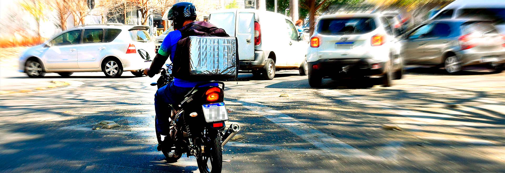 Situação de entregadores e motoristas que atuam por meio de plataformas digitais é revelada pelo primeiro levantamento feito pelo Instituto Brasileiro de Geografia e Estatística (Foto: Antoninho Perri) Situação de entregadores e motoristas que atuam por meio de plataformas digitais é revelada pelo primeiro levantamento feito pelo Instituto Brasileiro de Geografia e Estatística (Foto: Antoninho Perri)