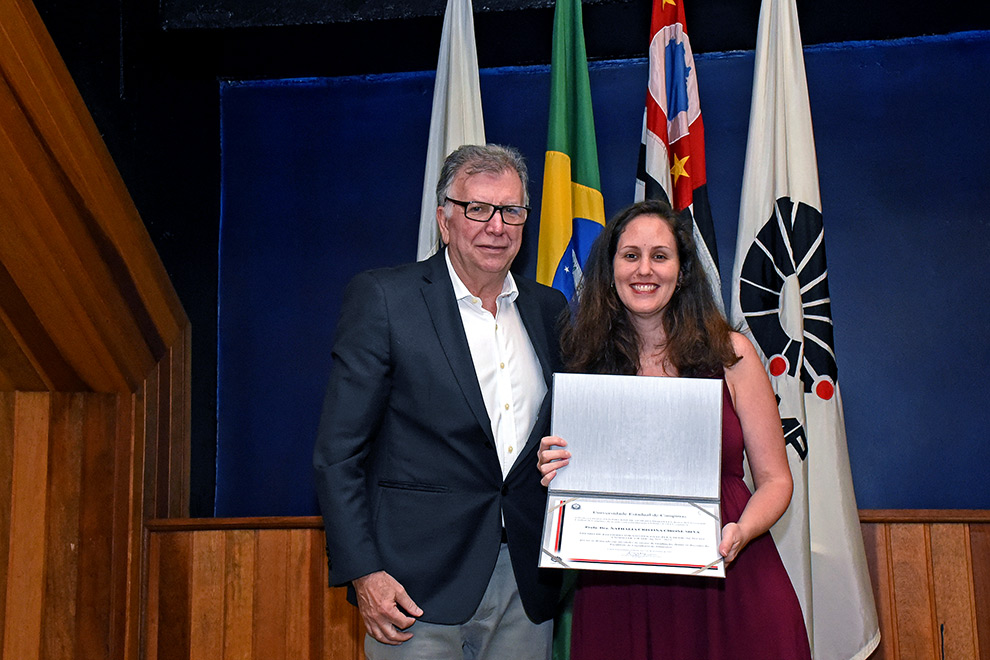 Prêmios Institucionais 2023 - Reconhecimento Docente pela Dedicação ao Ensino de Graduação Prêmios Institucionais 2023 - Reconhecimento Docente pela Dedicação ao Ensino de Graduação