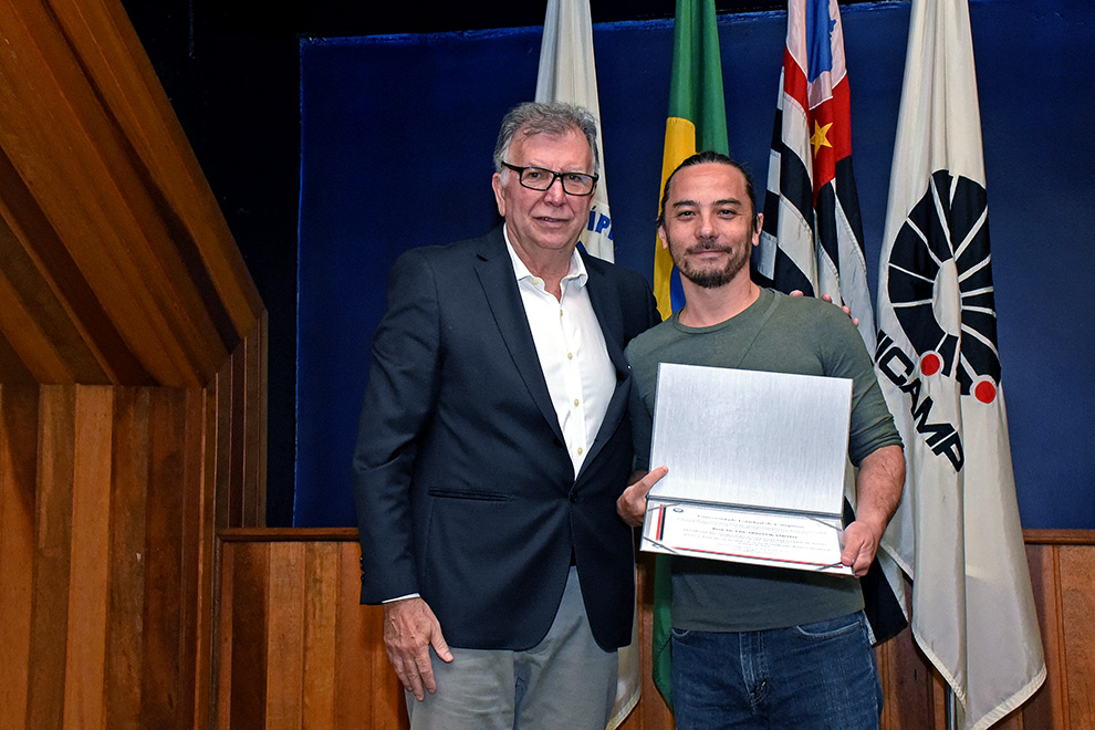 Prêmios Institucionais 2023 - Reconhecimento Docente pela Dedicação ao Ensino de Graduação Prêmios Institucionais 2023 - Reconhecimento Docente pela Dedicação ao Ensino de Graduação