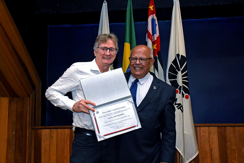 Prêmios Institucionais 2023 - Prêmio de Reconhecimento Acadêmico para Pesquisadores da Carreira de Pesquisador  Prêmios Institucionais 2023 - Prêmio de Reconhecimento Acadêmico para Pesquisadores da Carreira de Pesquisador