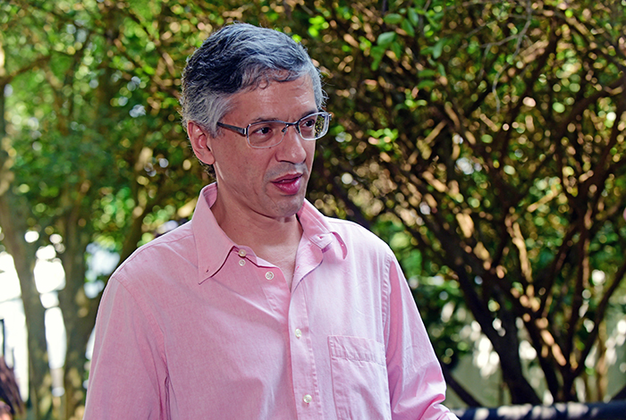 O diretor do IE, Paulo Fracalanza