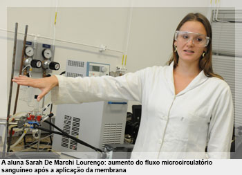 A aluna Sarah De Marchi Lourenço: aumento do fluxo microcirculatório sanguíneo após a aplicação da membrana