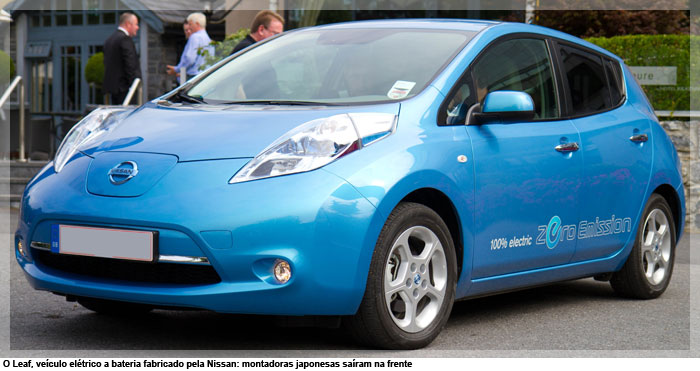 O Leaf, veículo elétrico a bateria fabricado pela Nissan: montadoras japonesas saíram na frente