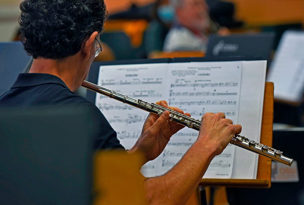 Sinfônica da Unicamp toca obras clássicas na FCM com regência do maestro Anderson Alves