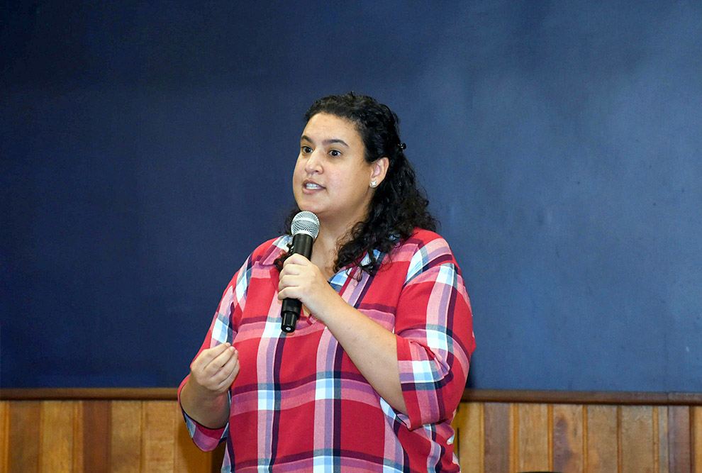 Ana Elisa Assis, professora da Faculdade de Educação (FE) da Unicamp e coordenadora do Programa de Formação Interdisciplinar Superior (ProFIS) proferiu palestra de abertura do CAF