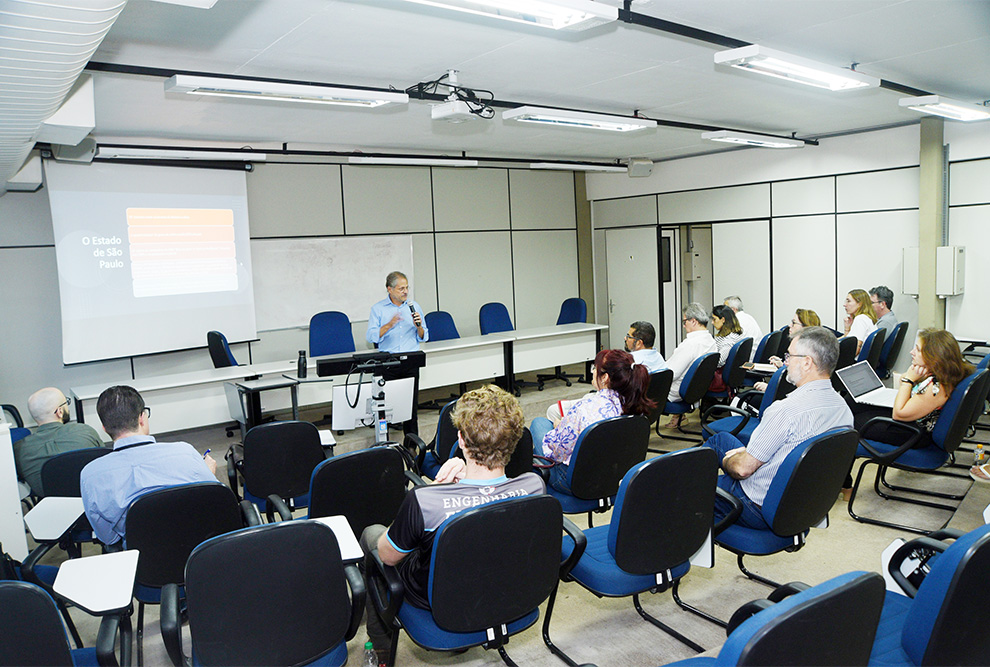 Para tratar do tema "Descarbonização da economia paulista" pesquisadores, professores, estudantes e representantes da gestão municipal de Campinas se reuniram na Unicamp