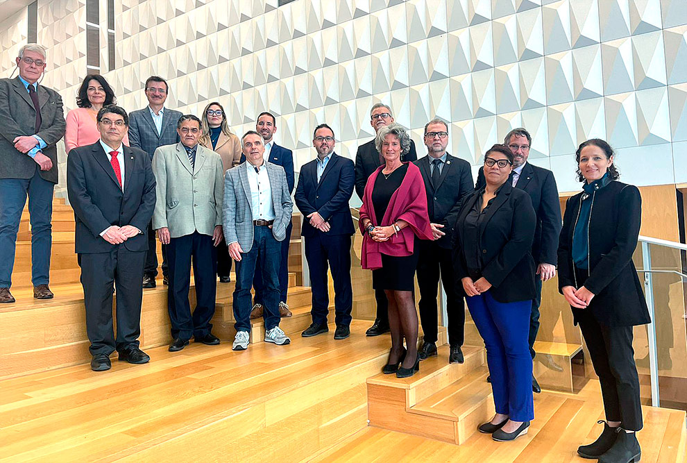 Delegação da Unicamp em visita à Université de Montréal