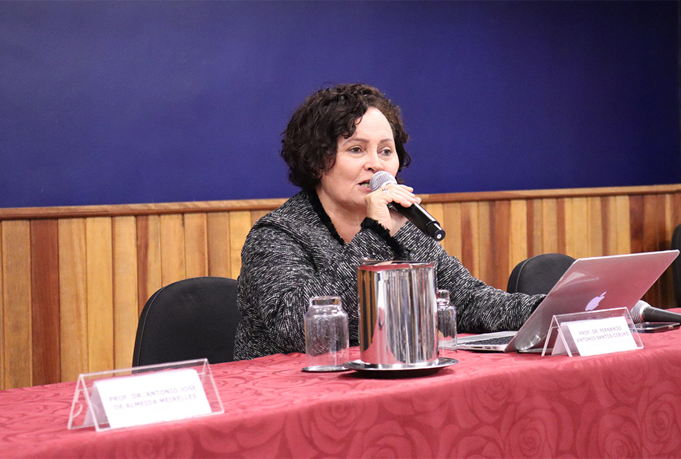A conferência de abertura foi proferida pela professora da Universidade de Brasília, Olgamir Amancia Ferreira, membro da Comissão Permanente de Extensão da AUGM