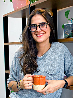 Julia Devito – 26 anos – estudante de Midialogia