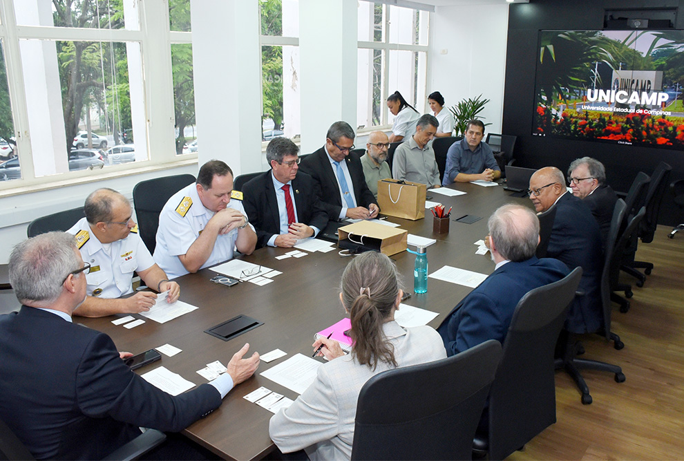 Encontro com os representantes da Administração Central e o almirante de esquadra Petronio Augusto Siqueira de Aguiar e sua equipe