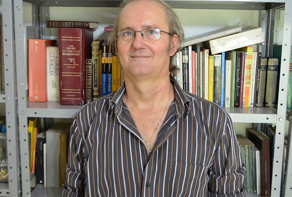 O professor Paulo Sérgio de Vasconcellos, coordenador da coleção: panorama de toda a produção literária dos antigos romanos